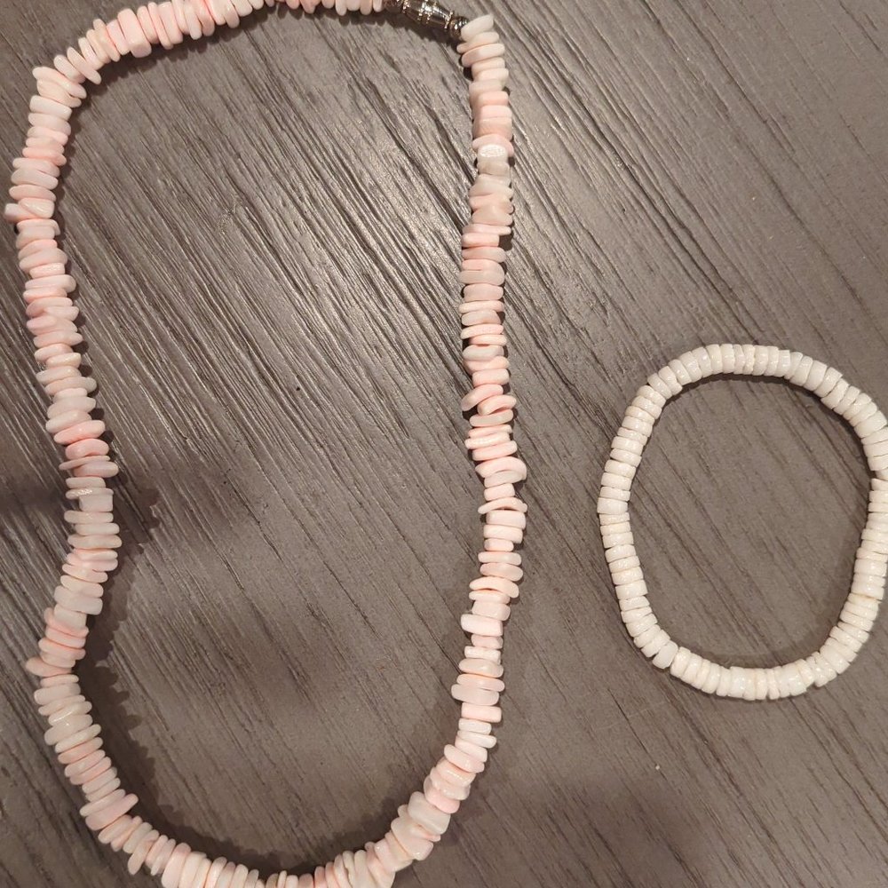 Pink Pooka necklace & stretch bracelet